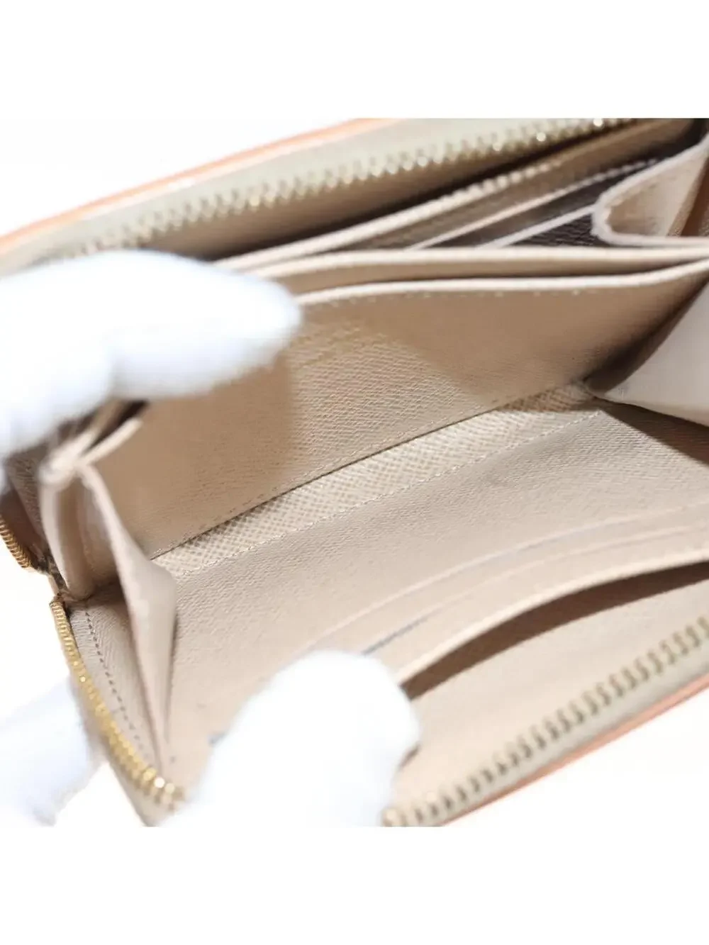 Louis Vuitton Laminated Jacquard Zippy #344157L52B